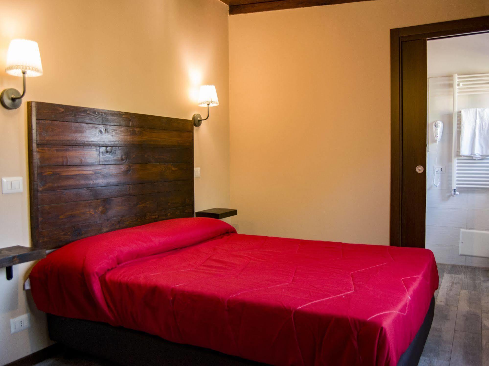 Sleep'N Go Hotel Fiumicino Exterior foto